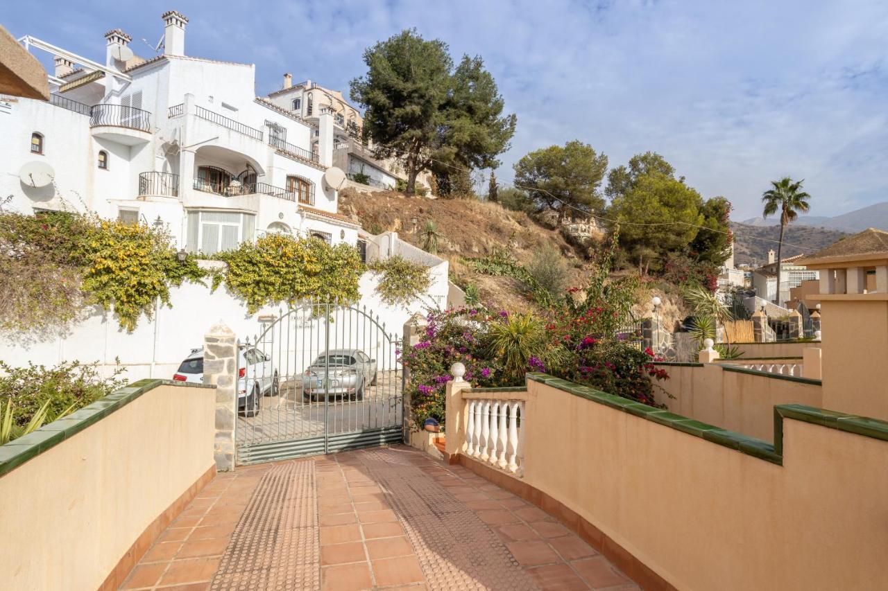 Las Flores 5 - Large Townhouse Nerja Zewnętrze zdjęcie