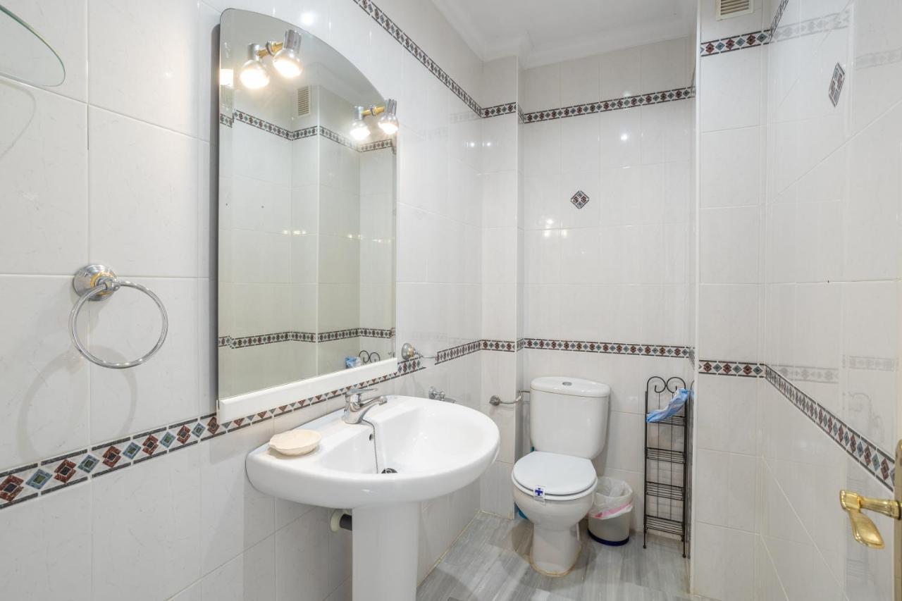 Las Flores 5 - Large Townhouse Nerja Zewnętrze zdjęcie