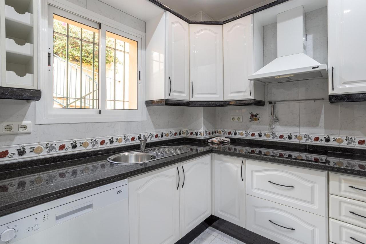 Las Flores 5 - Large Townhouse Nerja Zewnętrze zdjęcie